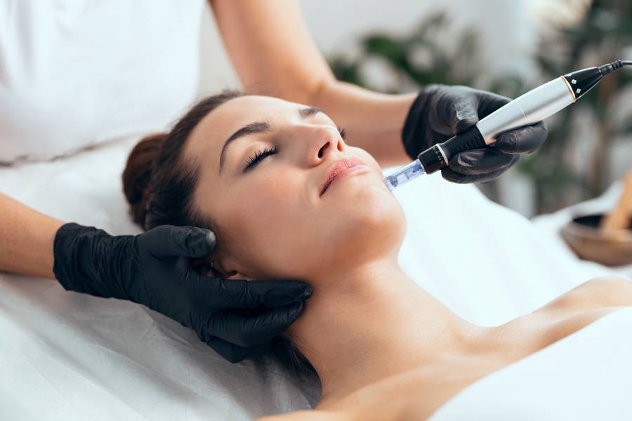 MEZOTERAPIA MIKROIGŁOWA